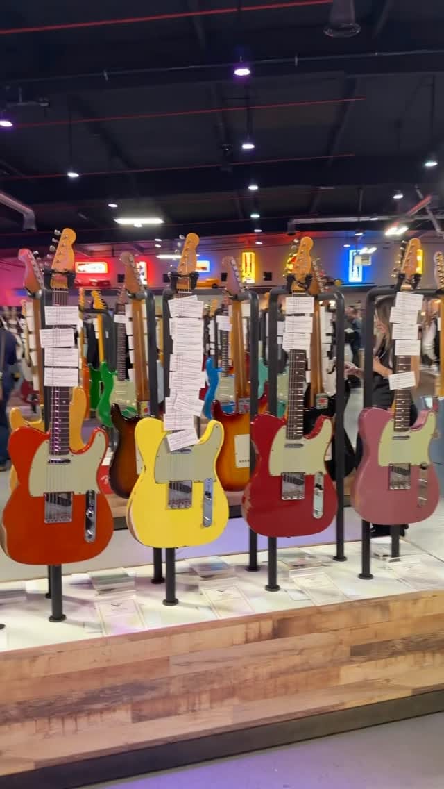 Post 3 by Guitar Gear on Instagram (video)