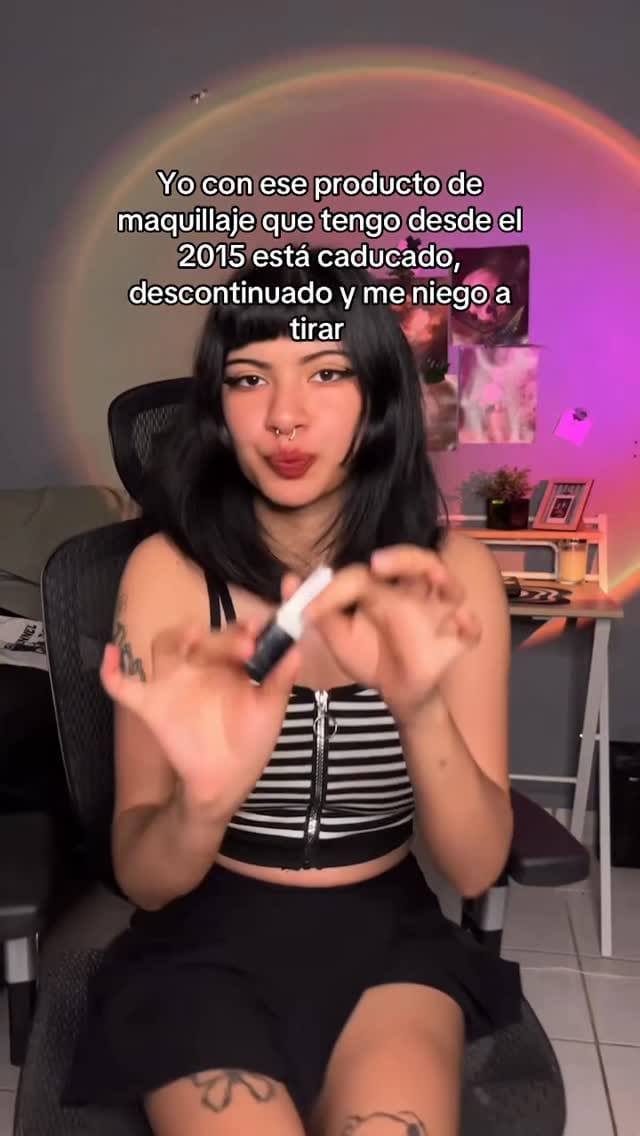 Post 9 by KIKA PIM on Instagram (video)