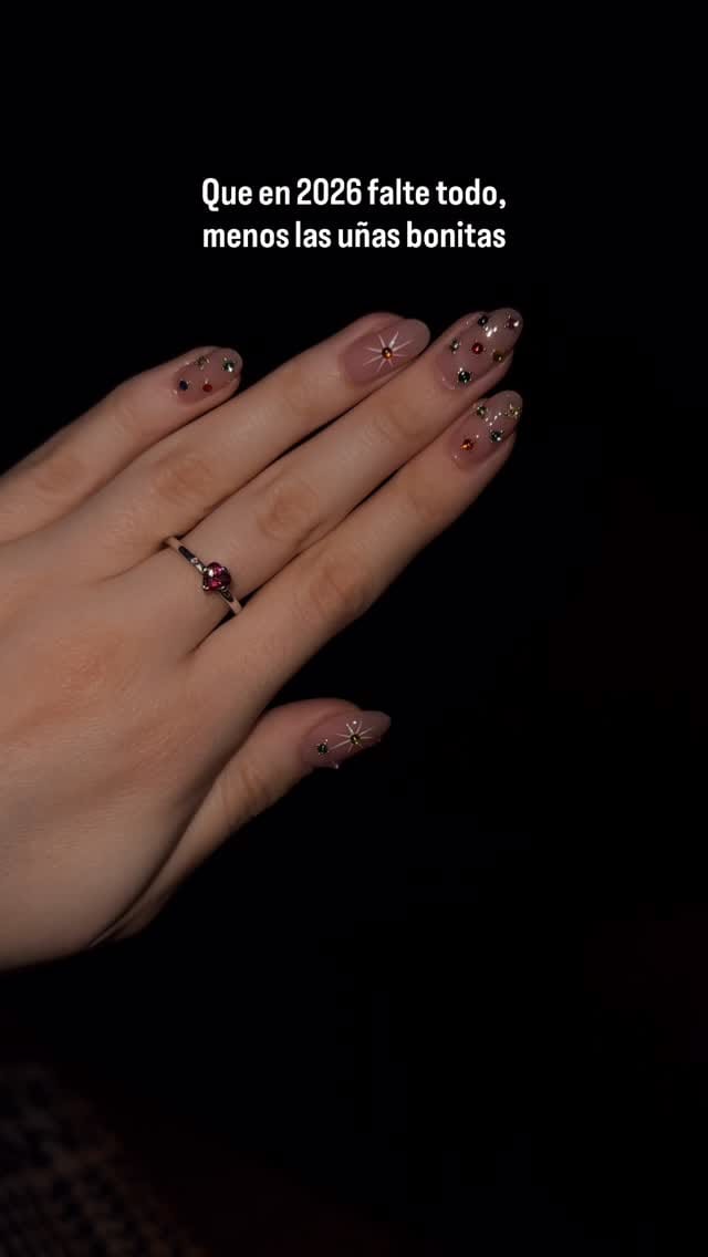 Post 3 by Píntala Pau on Instagram (video)