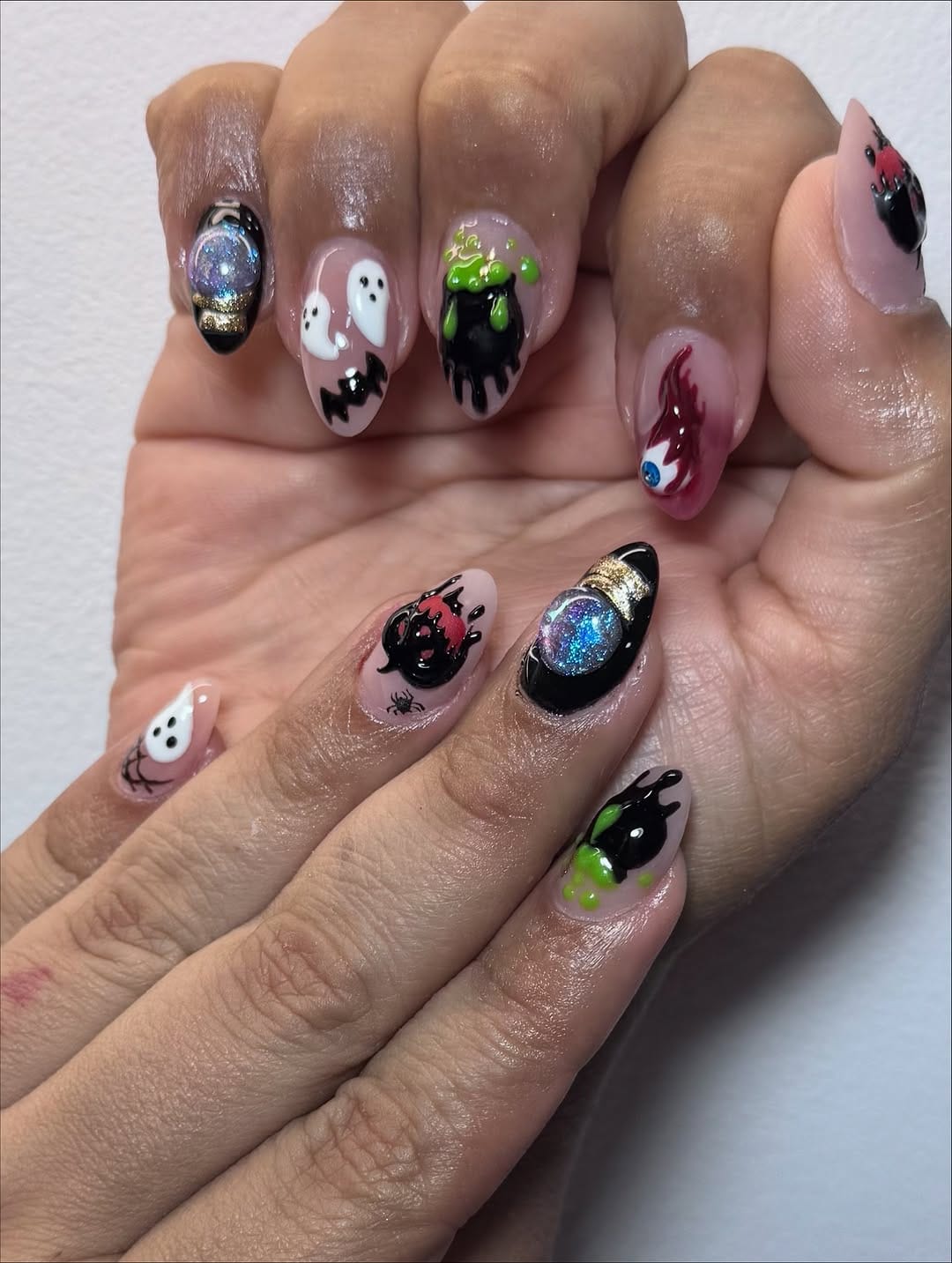 Post 9 by Píntala Pau on Instagram (carousel)