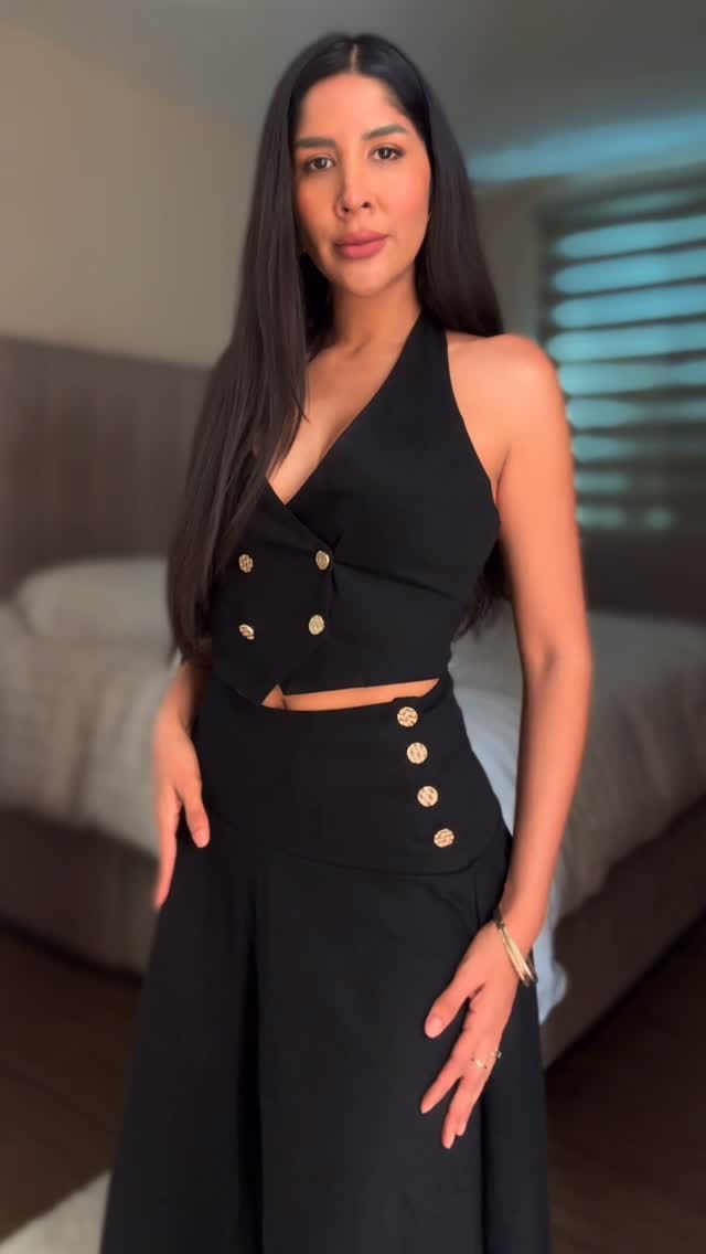 Post 7 by KAZMINA Boutique on Instagram (video)