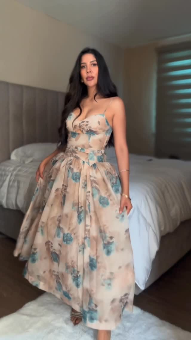Post 8 by KAZMINA Boutique on Instagram (video)