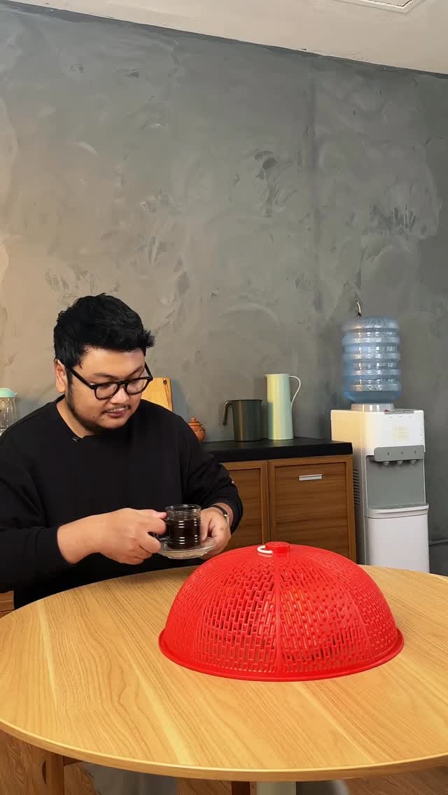 Post 2 by Panadol Indonesia on Instagram (video)