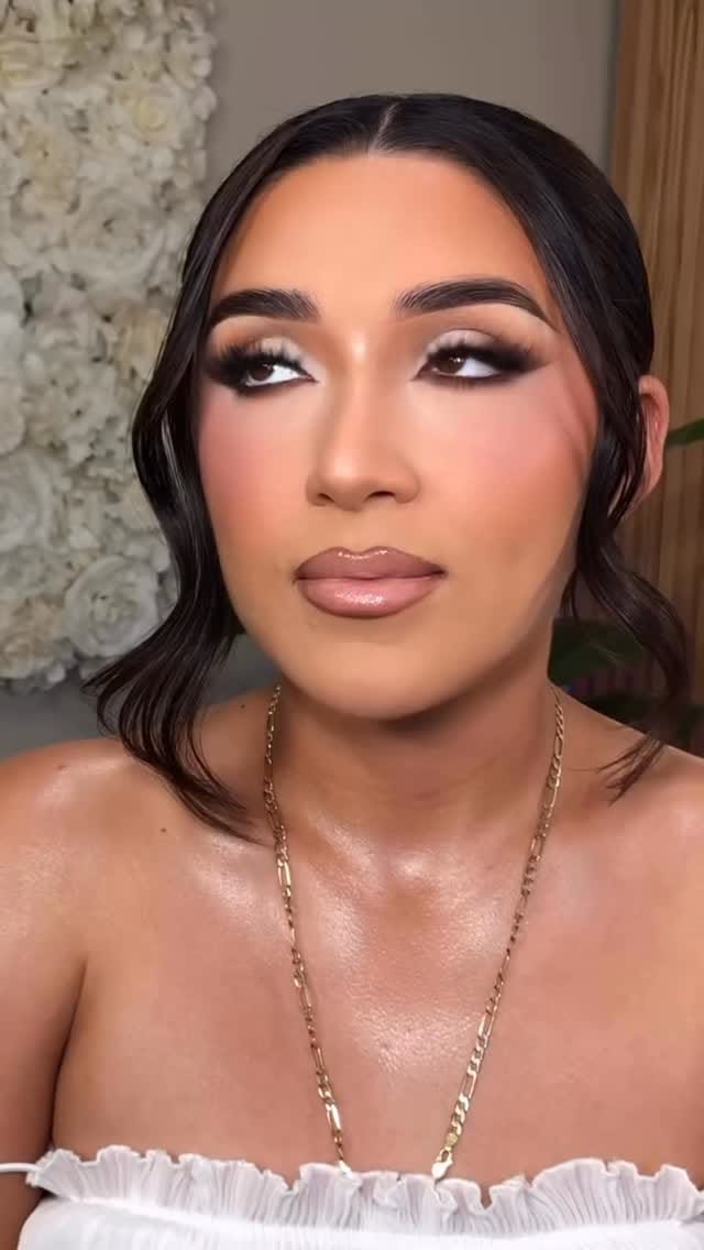 Post 6 by Nadia Ali on Instagram (video)
