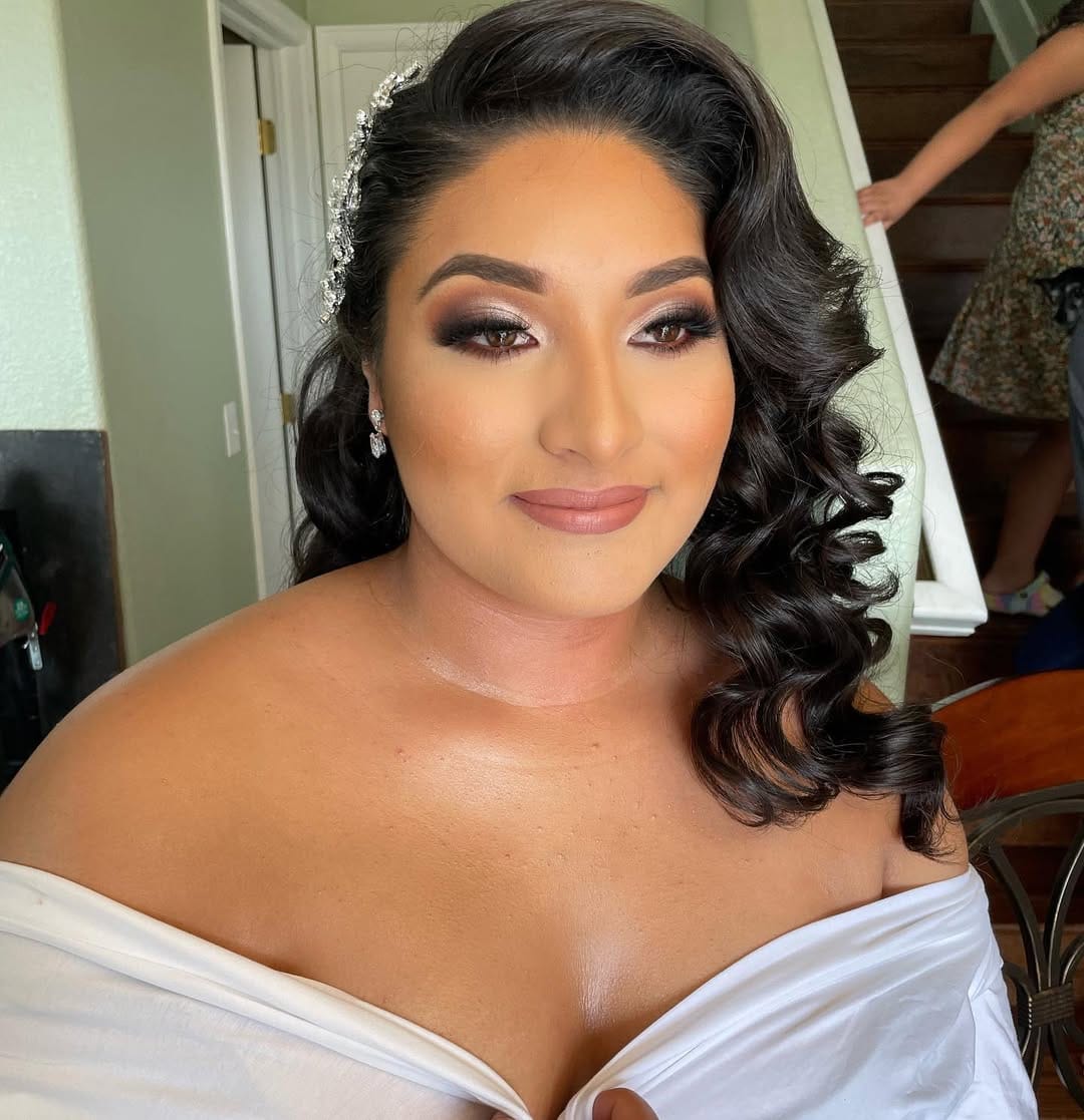 Post 9 by Yoselin -Denver Makeup Artist on Instagram (carousel)