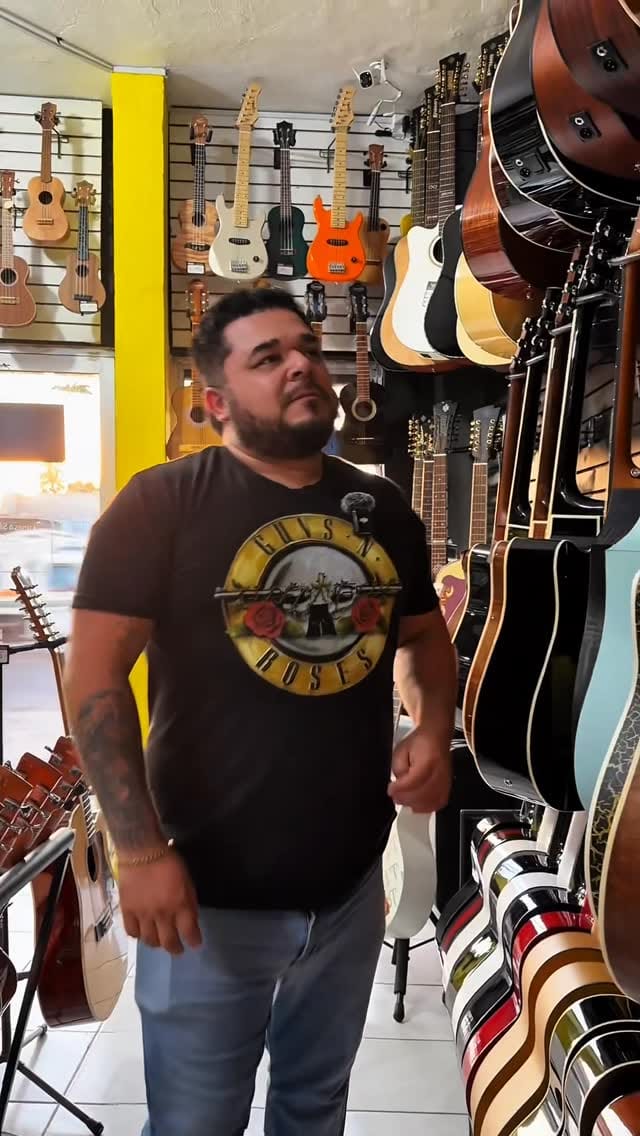Post 7 by Dt music Store on Instagram (video)