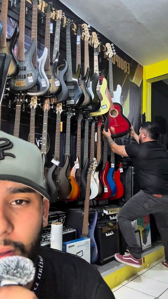 Post 1 by Dt music Store on Instagram (video)