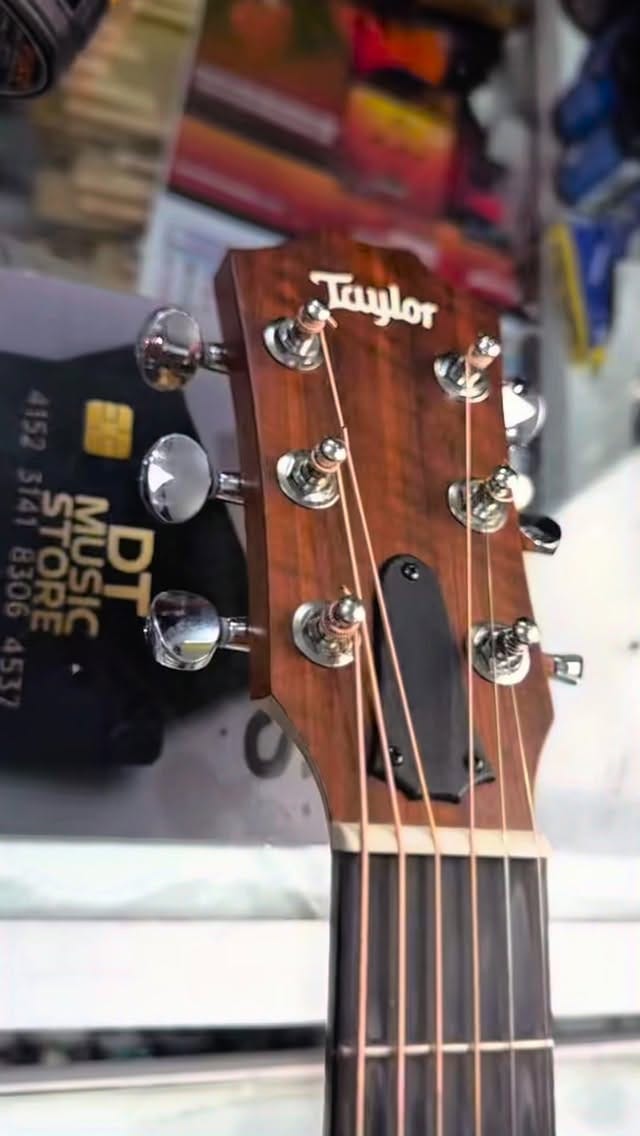 Post 6 by Dt music Store on Instagram (video)