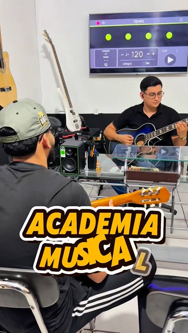 Post 4 by Dt music Store on Instagram (video)