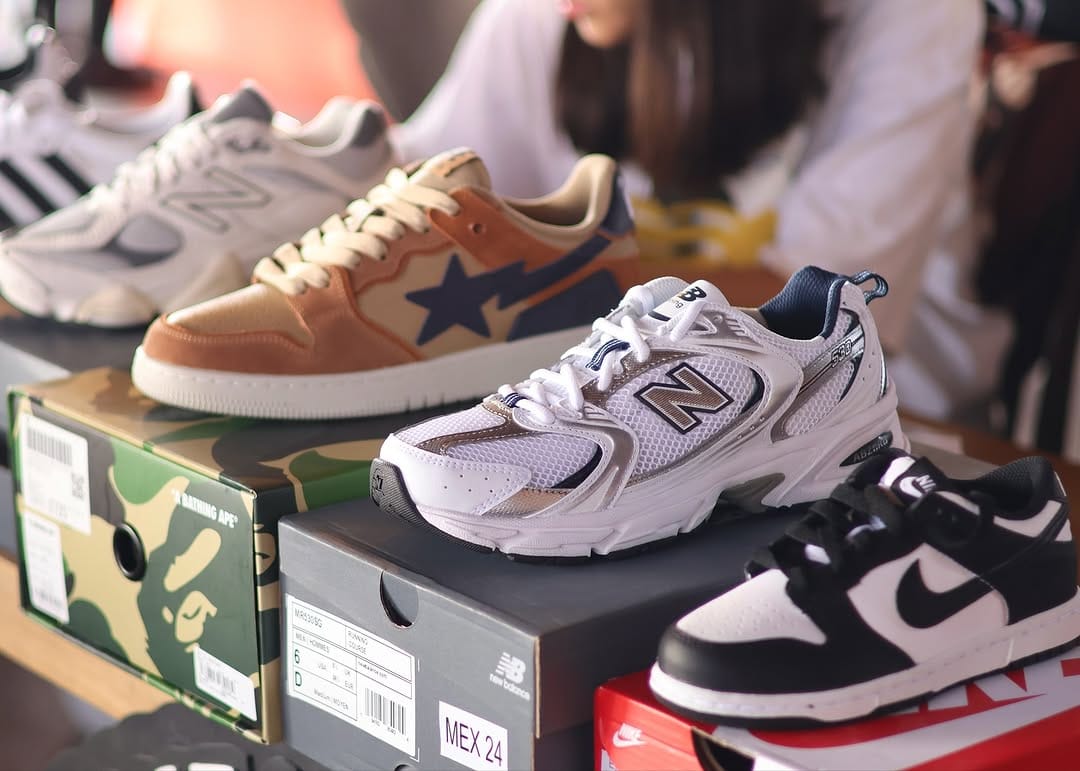 Post 9 by PMSNEAKERSTORE on Instagram (carousel)