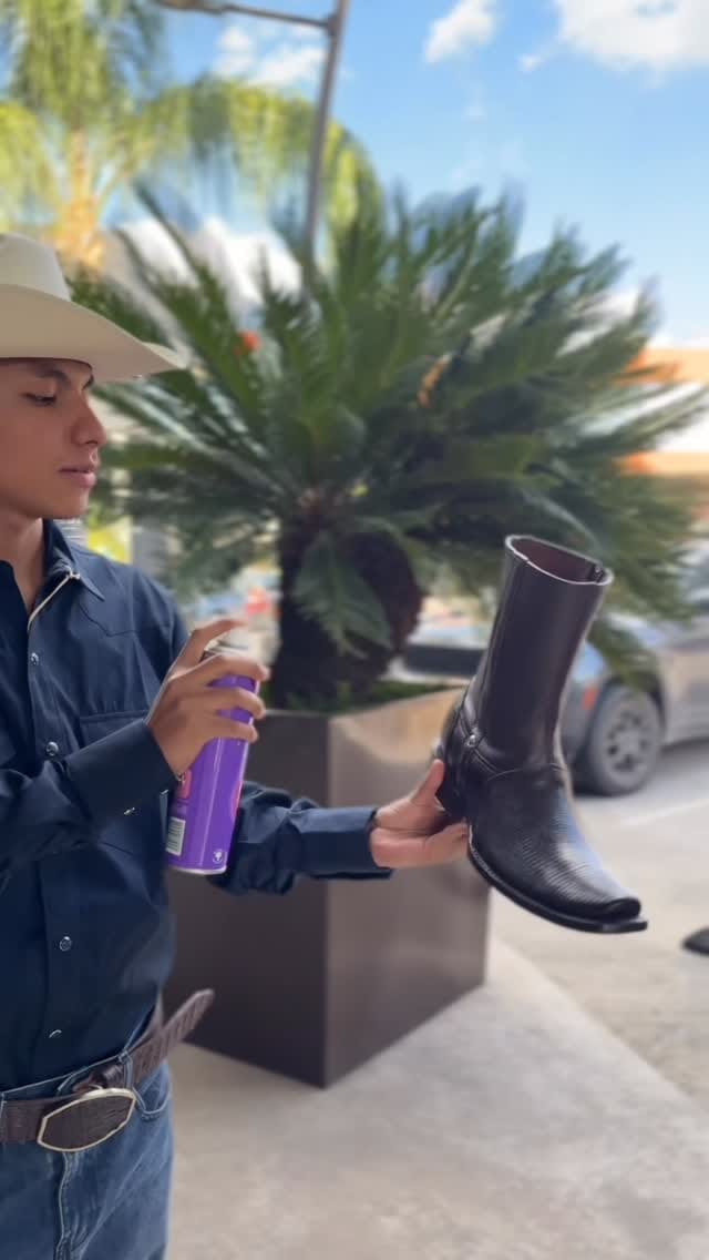 Post 6 by Botas Jever on Instagram (video)
