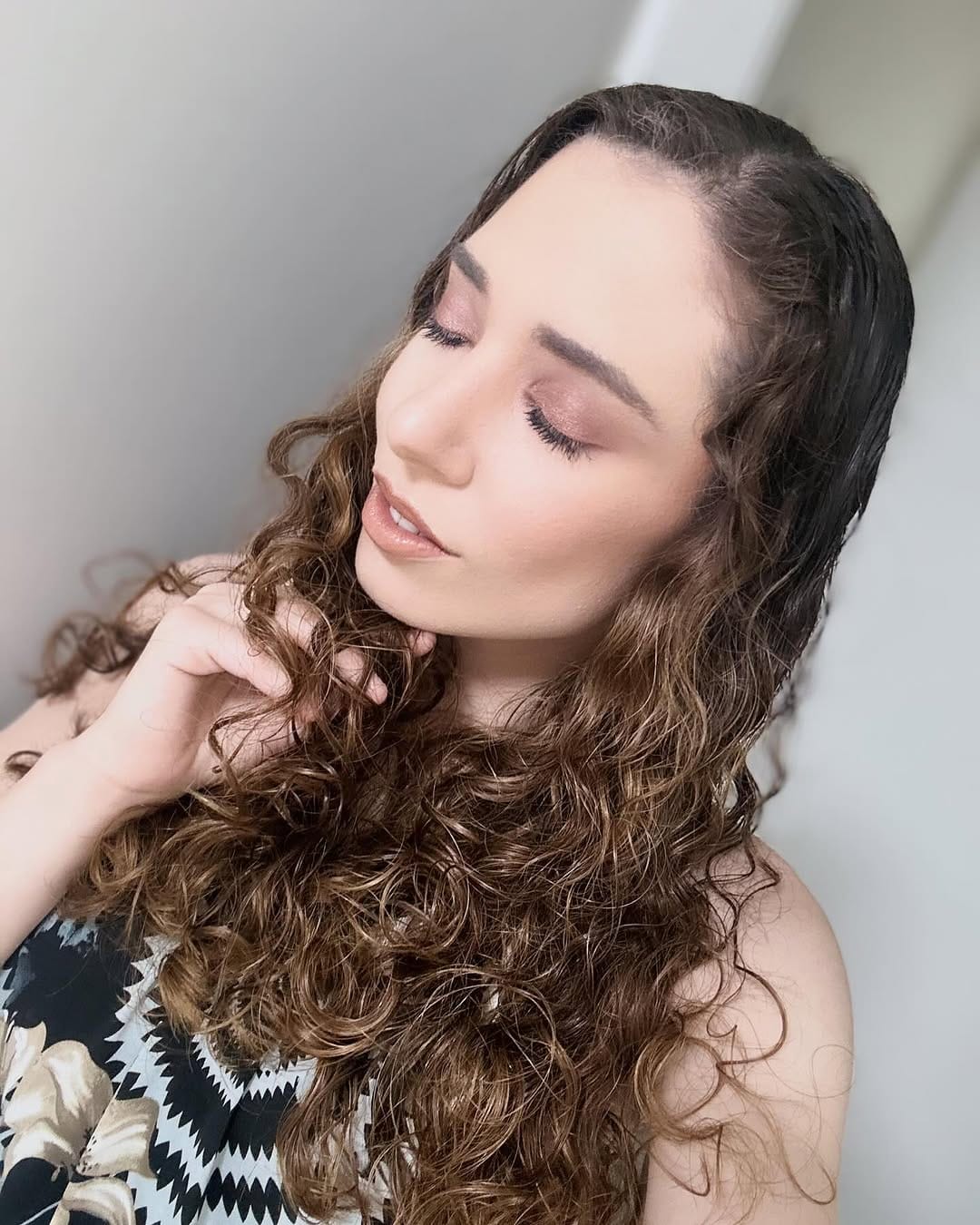 Post 3 by Sara Reisman MkUp💋💄 on Instagram (carousel)