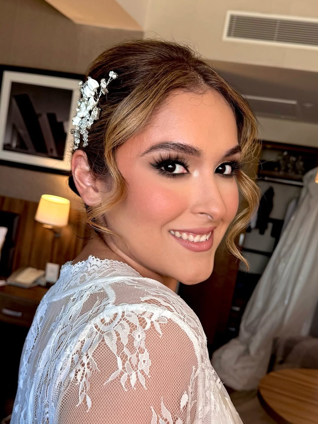 Post 7 by Melissa HP / maquilladora profesional on Instagram (carousel)