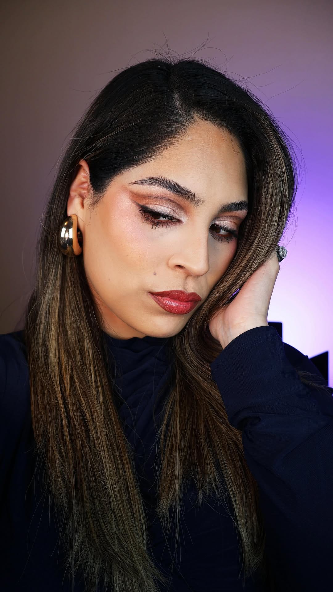 Post 2 by Melissa HP / maquilladora profesional on Instagram (video)