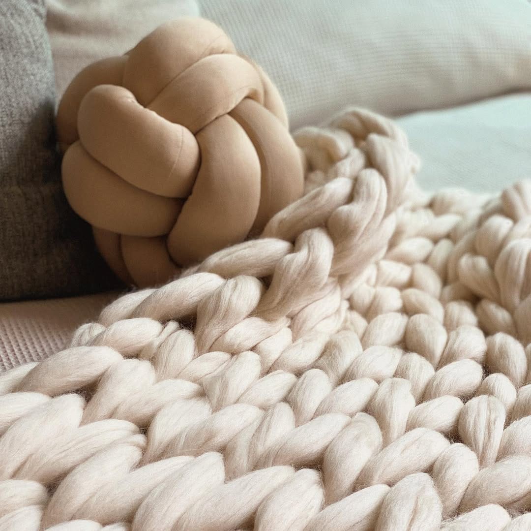 Post 2 by MARIA & QUETA Home Decor on Instagram (image)