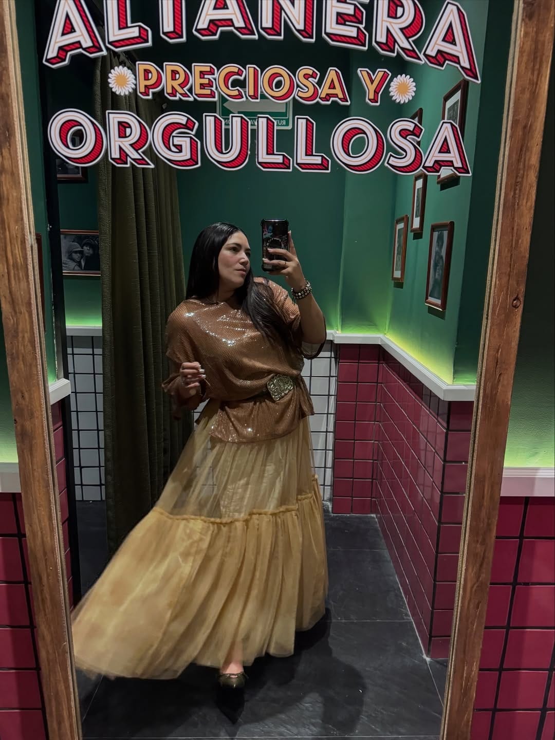 Post 4 by Mora Jorge Ruiz on Instagram (carousel)