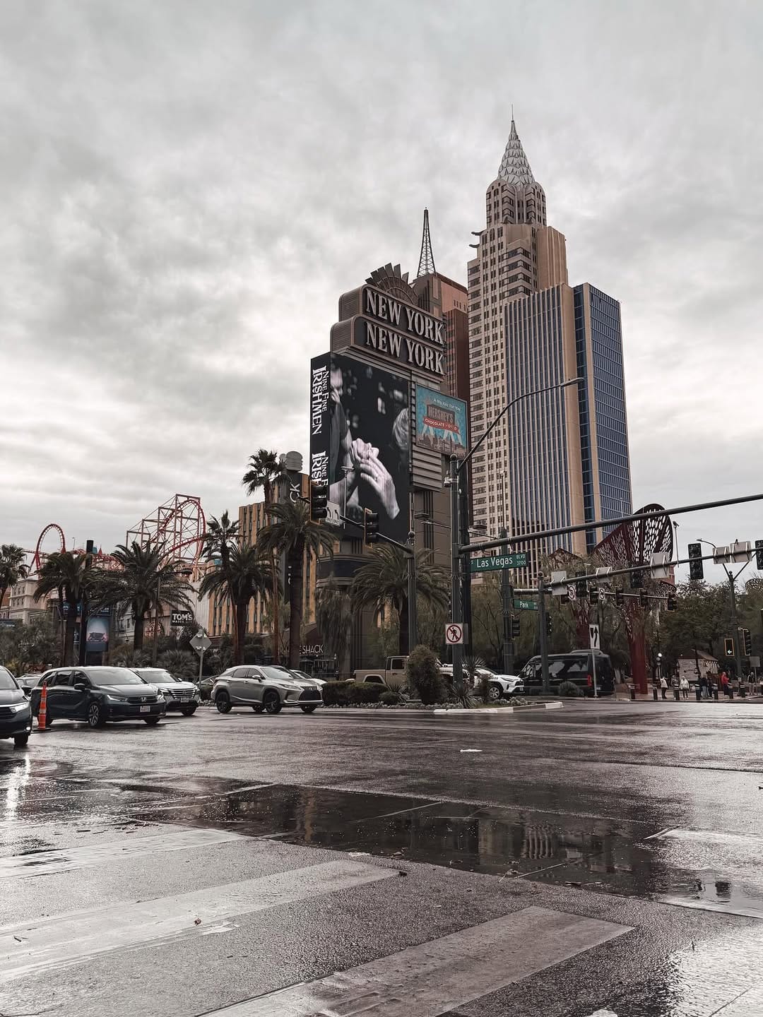 Post 3 by Z A M M   S U V E R Z A on Instagram (image)