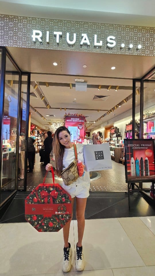 Post 8 by Gladys Leong on Instagram (video)