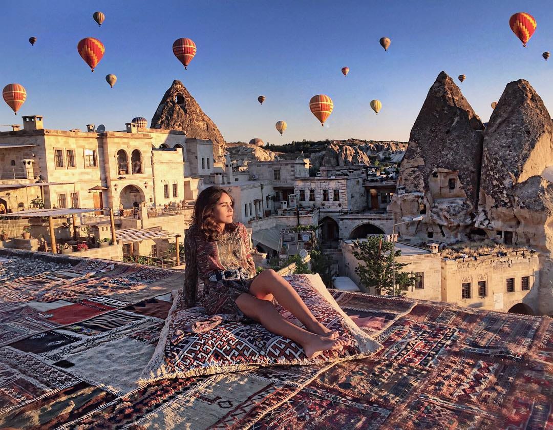 Post 9 by Antara VD on Instagram (image)