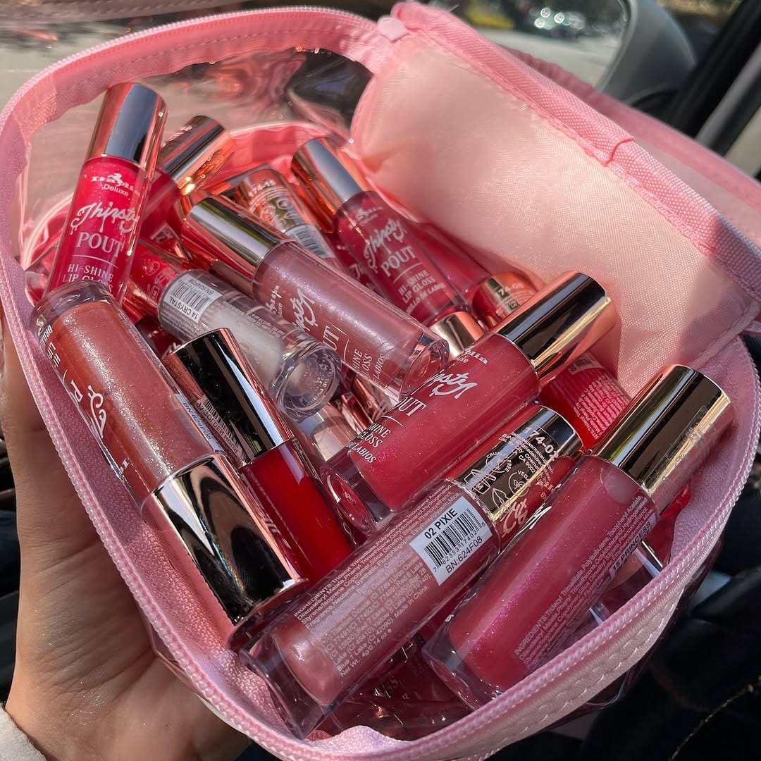 Post 10 by 💖beauty peach cosmetics💖 on Instagram (carousel)
