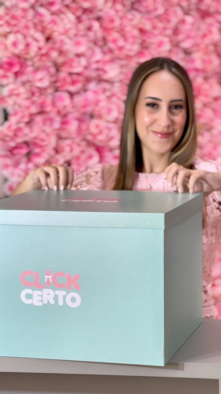 Post 8 by Click Certo Latin America on Instagram (video)