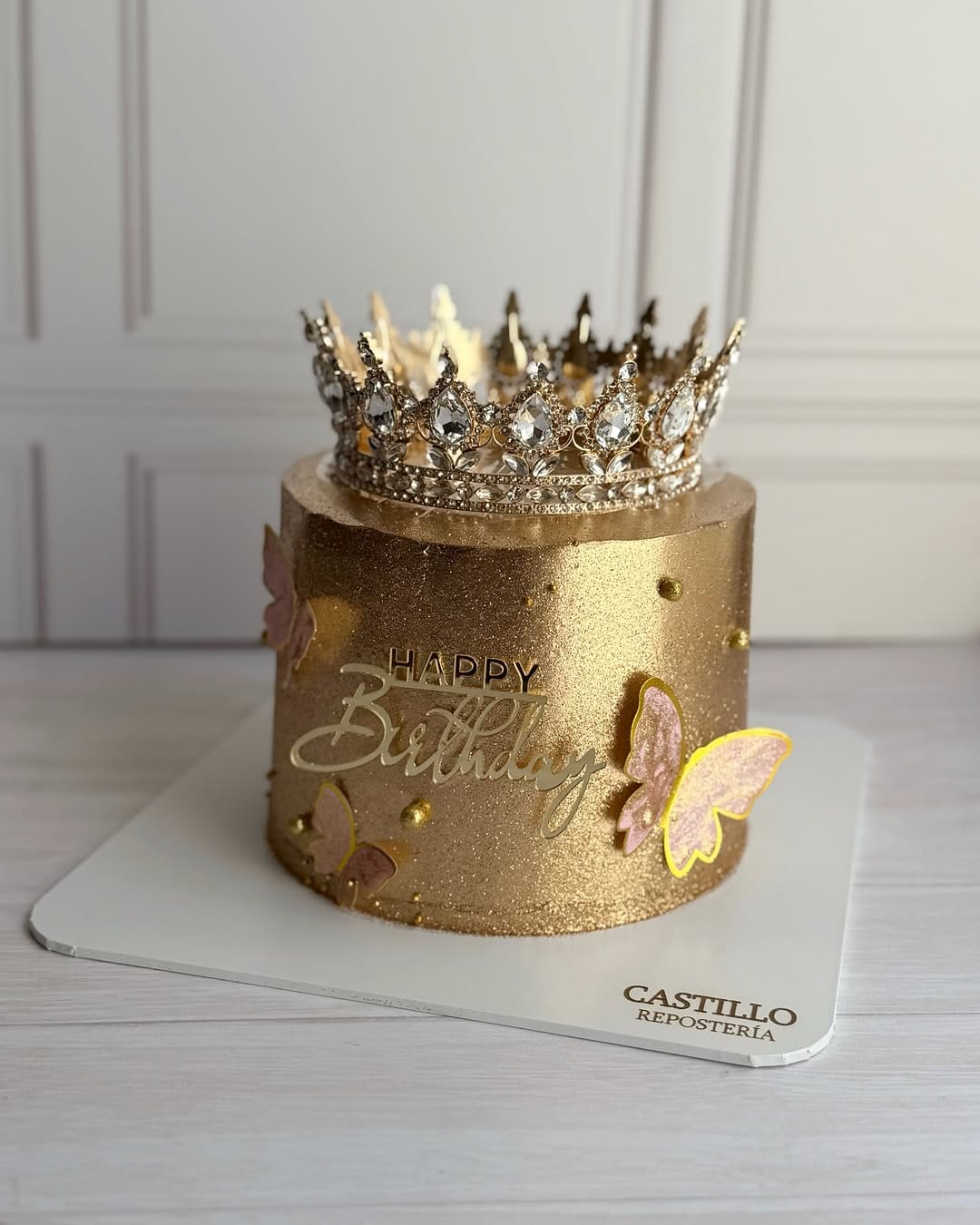 Post 10 by Castillo Repostería on Instagram (image)