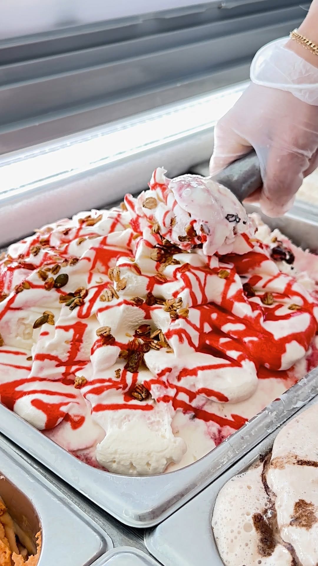 Post 5 by La Michoacana PLUS 🇺🇸🍦 on Instagram (video)