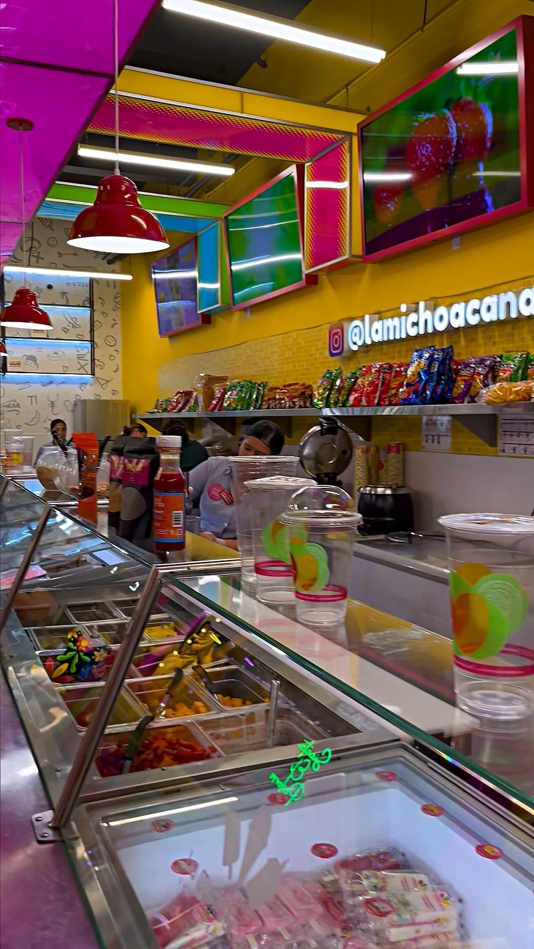 Post 7 by La Michoacana PLUS 🇺🇸🍦 on Instagram (video)