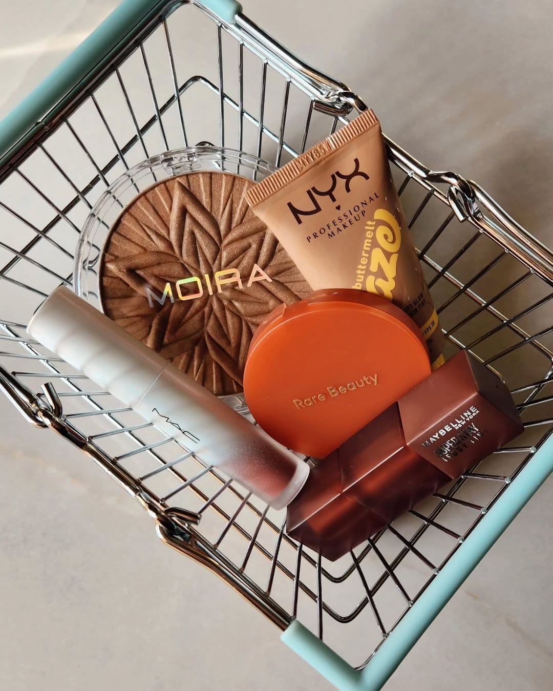 Post 8 by Cathia Rivera • Beauty Expert on Instagram (carousel)