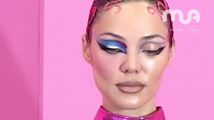 Post 10 by MUA Latinoamérica on Instagram (video)