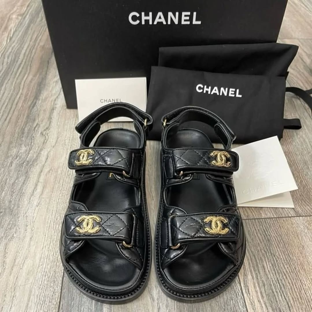 Post 6 by Showroom michelle and nicole on Instagram (carousel)