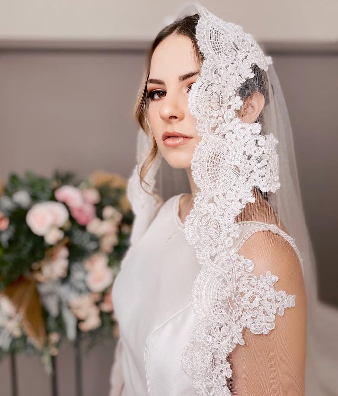 Post 9 by Aída Romero | Make-up Artist on Instagram (image)
