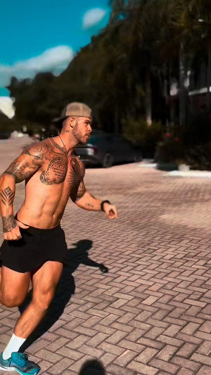 Post 3 by Jesse Flynn on Instagram (video)