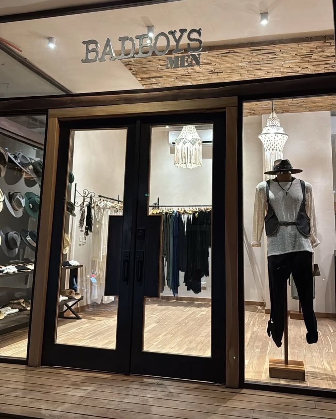 Post 7 by Beach dresses & Swinwear | Worldwide Shipping | Hadmade México on Instagram (carousel)