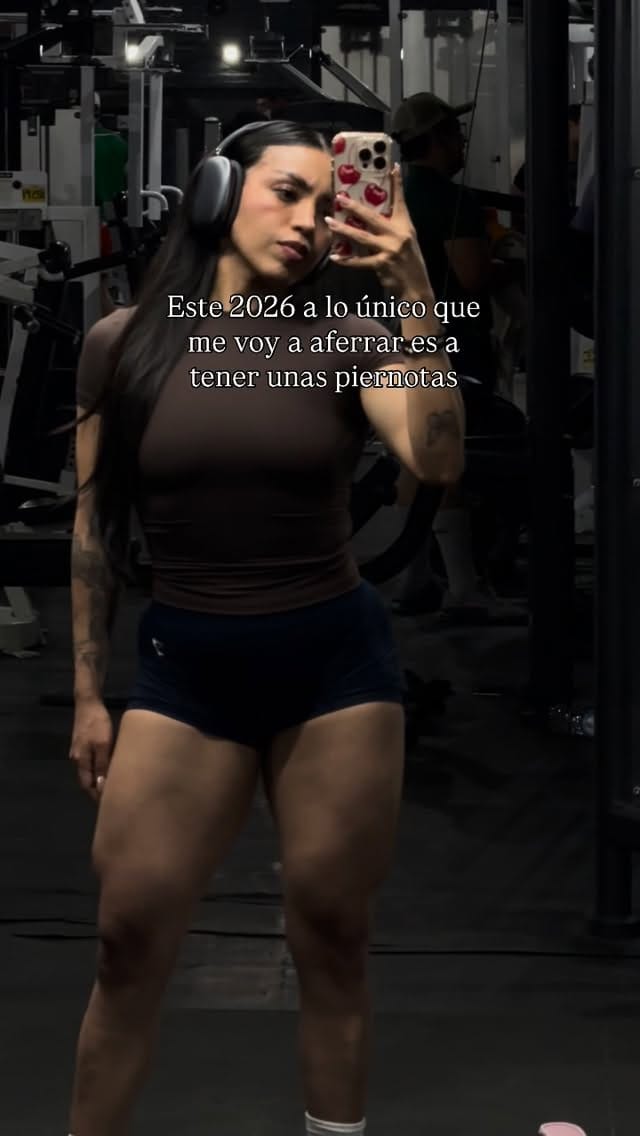 Post 3 by 𝐌 𝐞 𝐥   𝐁 𝐞 𝐜 𝐞 𝐫 𝐫 𝐢 𝐥 on Instagram (video)