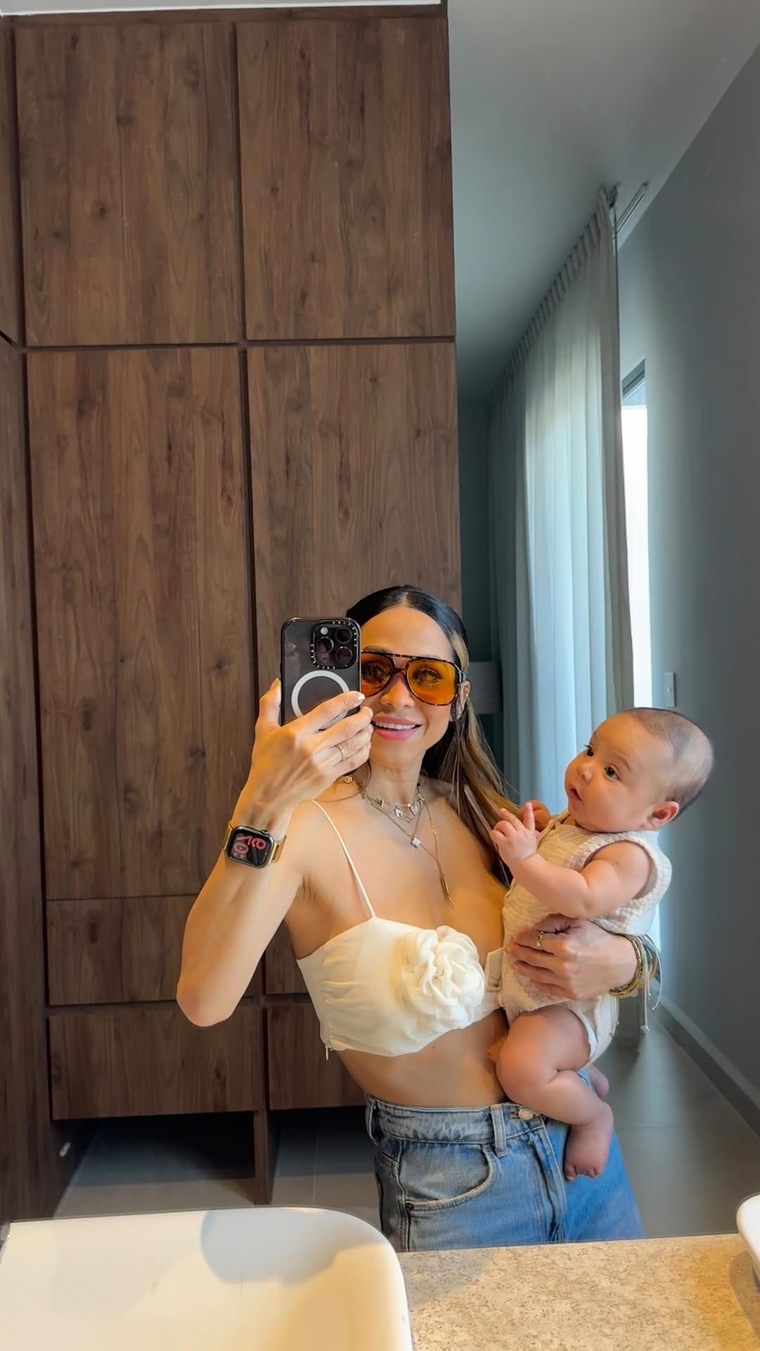 Post 7 by Ely Cole on Instagram (video)
