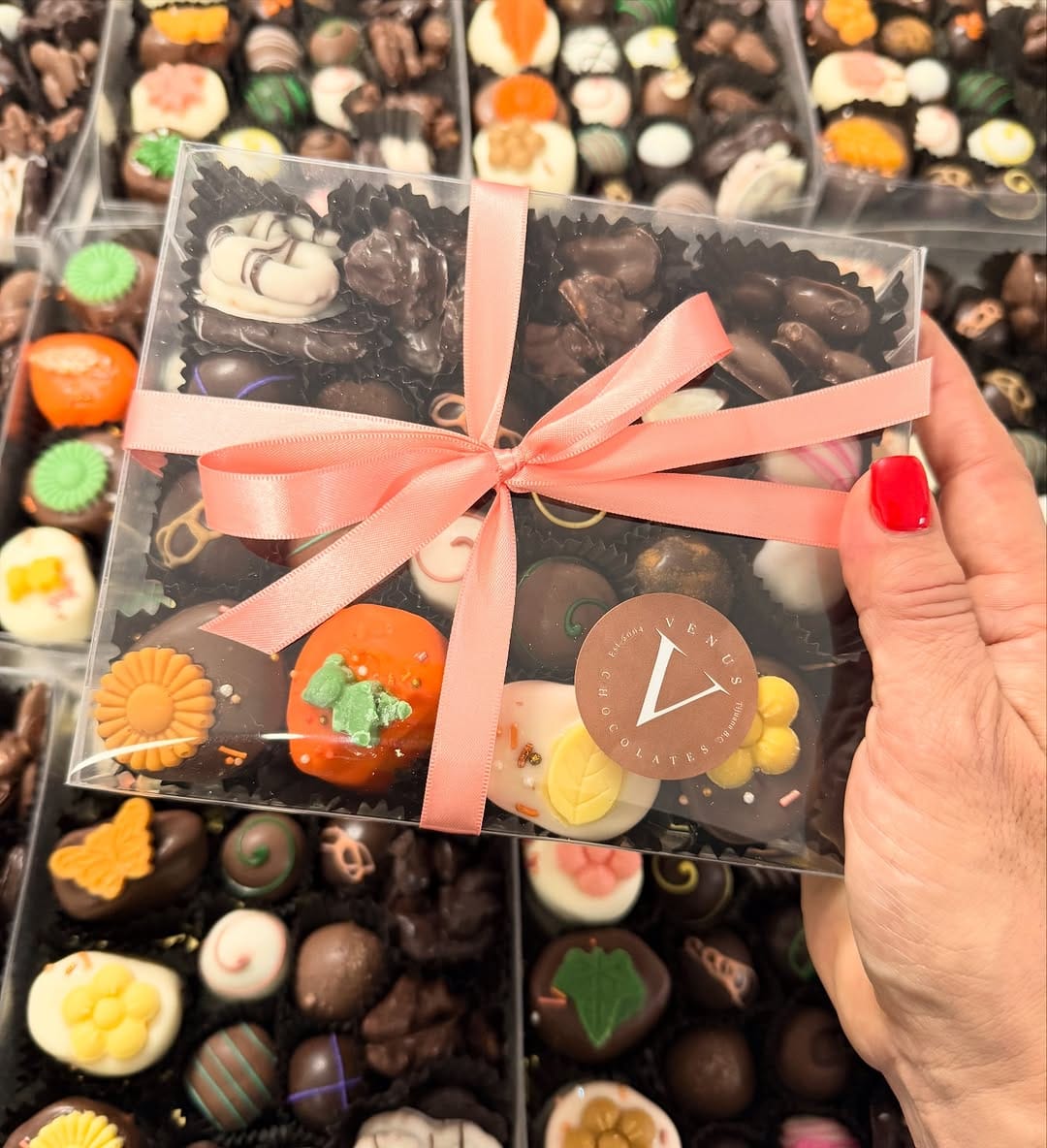 Post 9 by Venus Chocolates on Instagram (carousel)