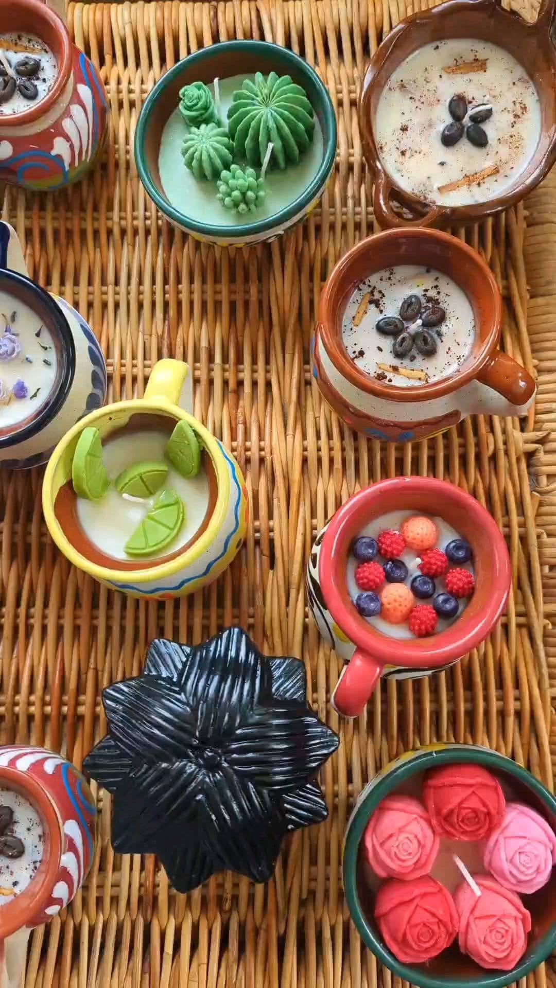 Post 10 by Artesanias ARegin on Instagram (video)