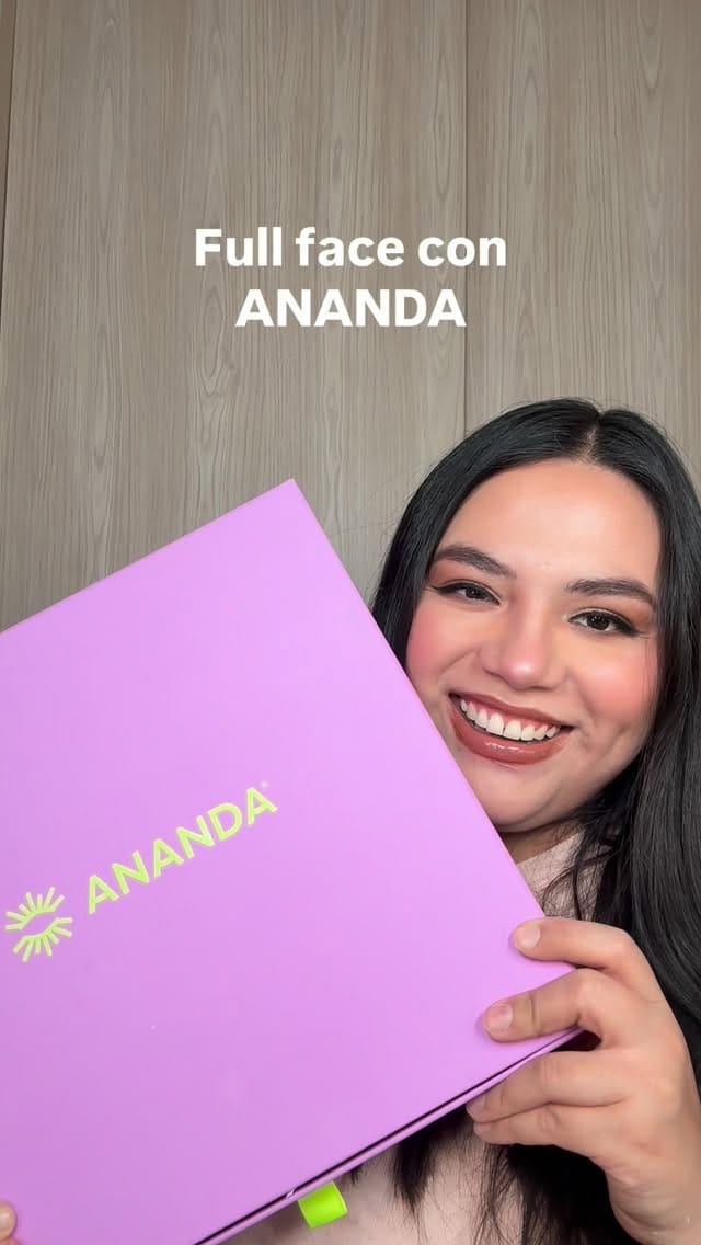 Post 4 by Monica Flores on Instagram (video)