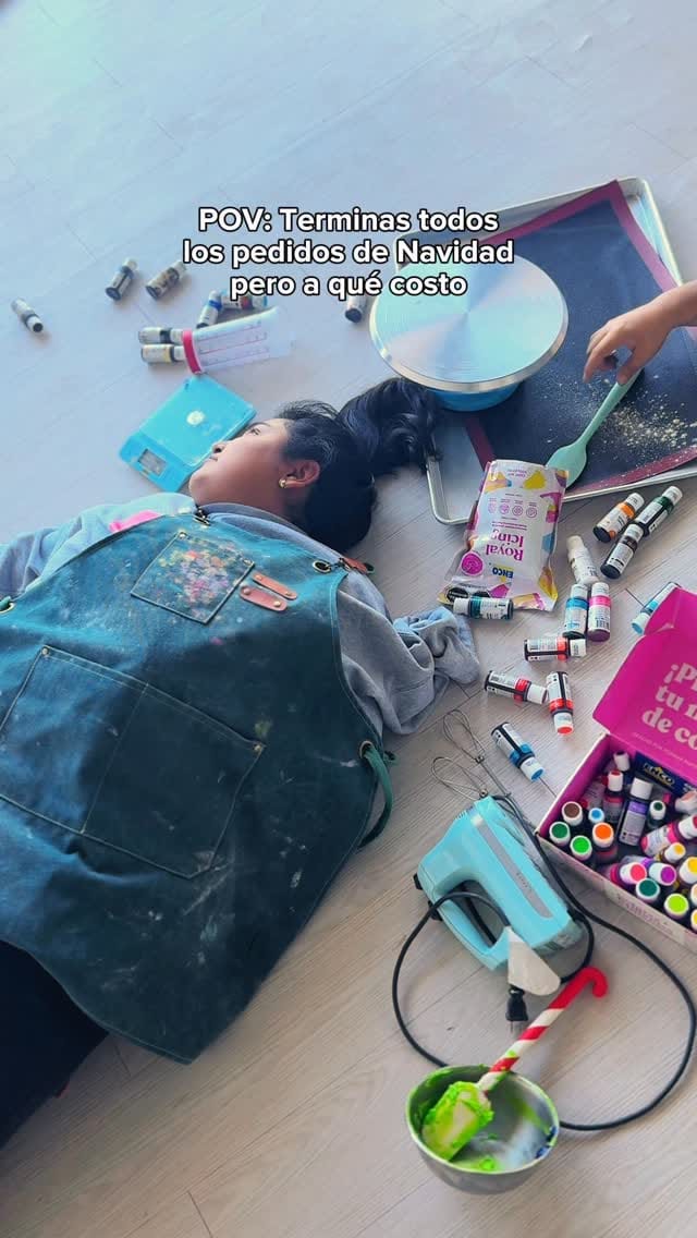 Post 6 by Mina's Bakery | Galletas Decoradas Puebla on Instagram (video)