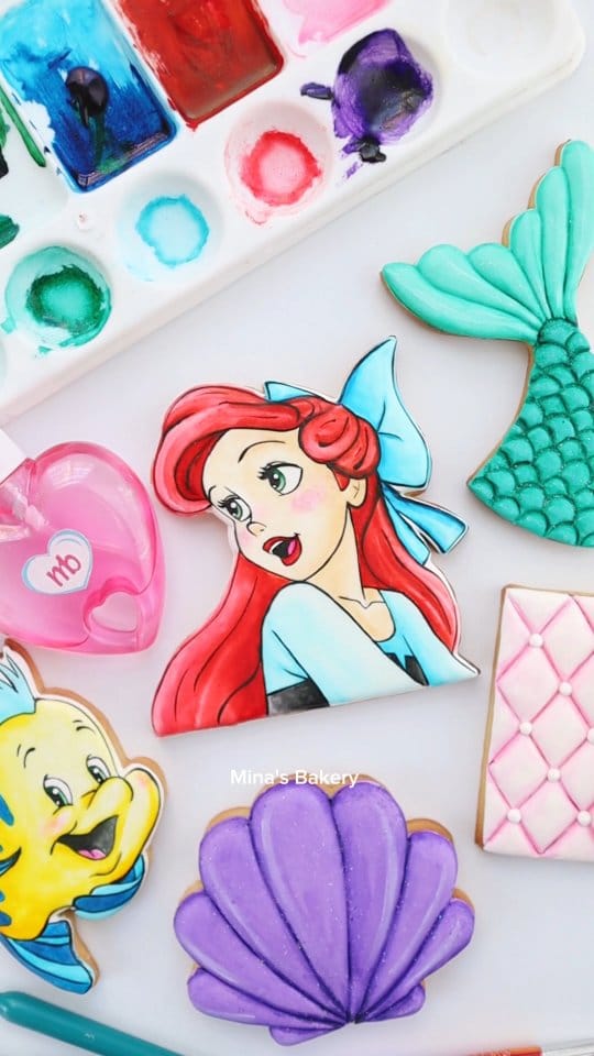 Post 10 by Mina's Bakery | Galletas Decoradas Puebla on Instagram (video)