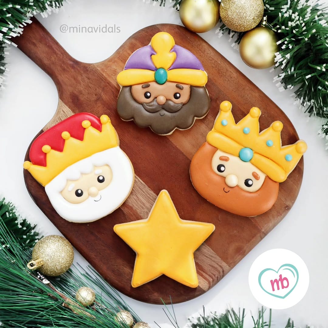 Post 5 by Mina's Bakery | Galletas Decoradas Puebla on Instagram (carousel)