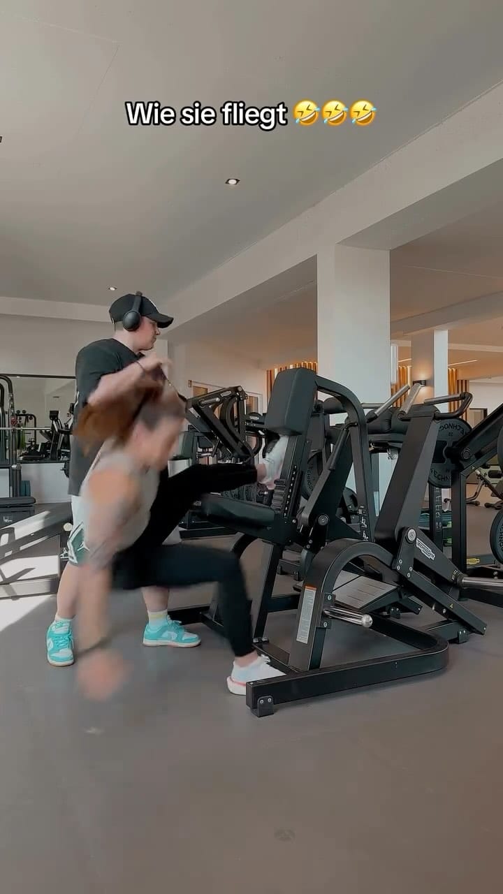 Post 10 by Laura on Instagram (video)