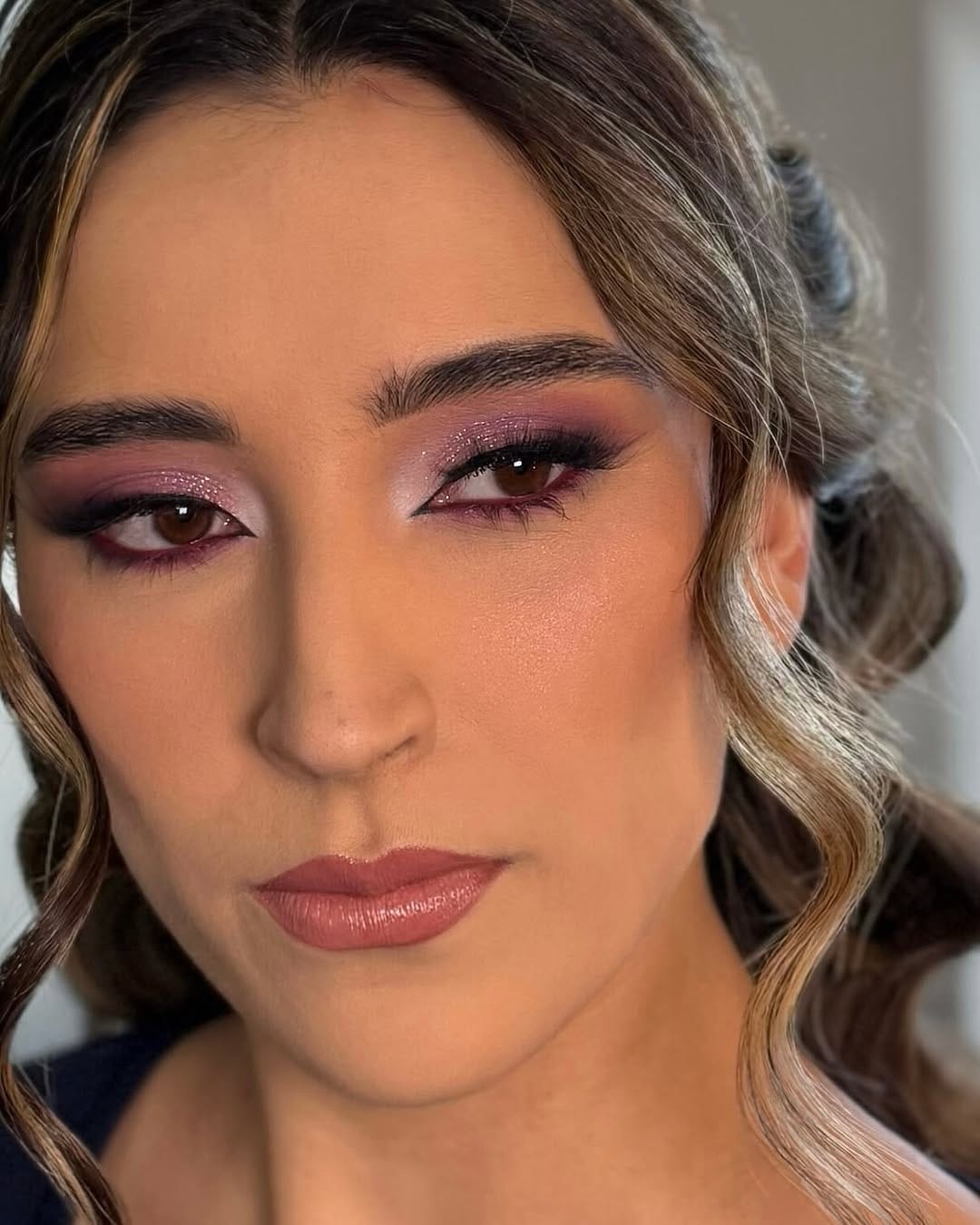 Post 2 by Rebe Villarreal - Makeup Artist 🪄 Maquillista on Instagram (carousel)