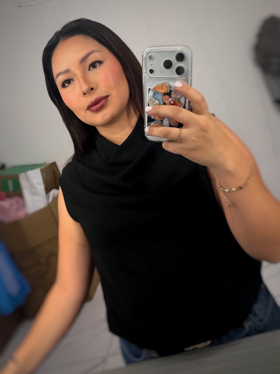 Post 8 by Giovanna Ramirez 💋 on Instagram (image)