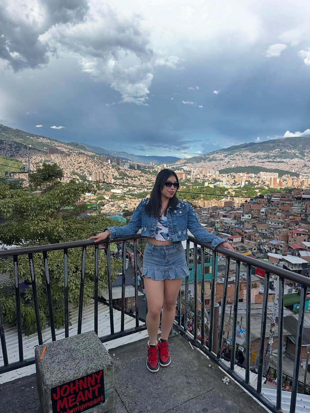 Post 9 by Montserrat Márquez on Instagram (carousel)