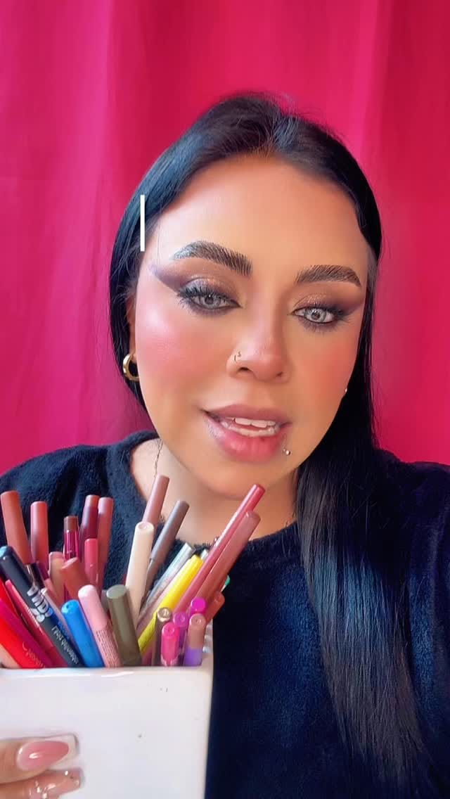 Post 1 by Makeupivevi 🎀 on Instagram (video)