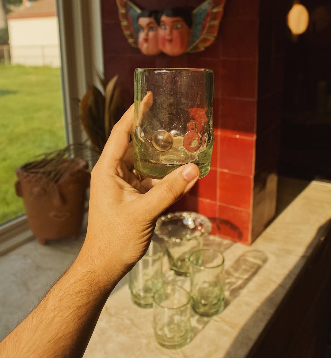 Post 3 by Casa Petalos on Instagram (image)