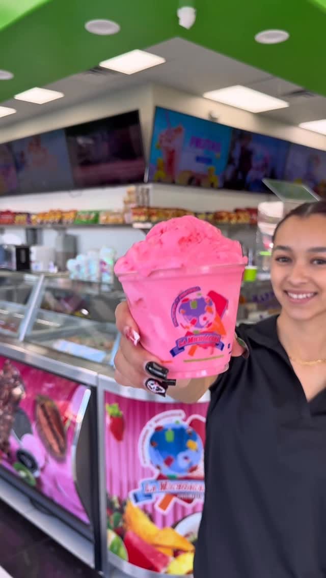 Post 3 by La Michoacana Premium on Instagram (video)