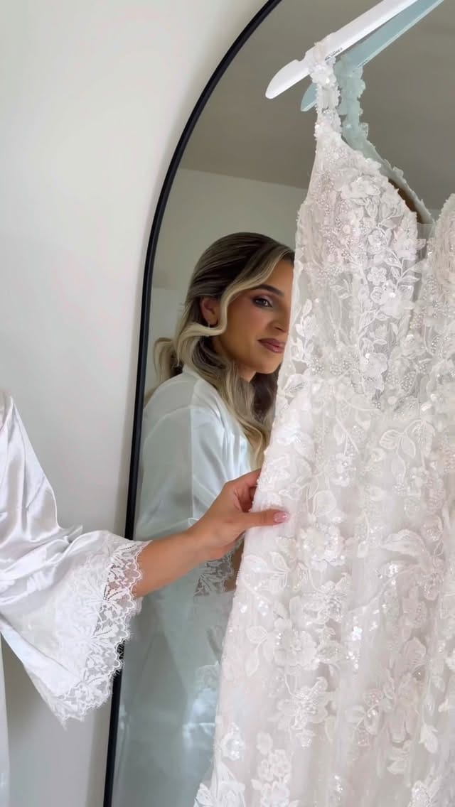 Post 4 by Marialys Viera | Miami Broward Wedding Makeup Hairstylist on Instagram (video)